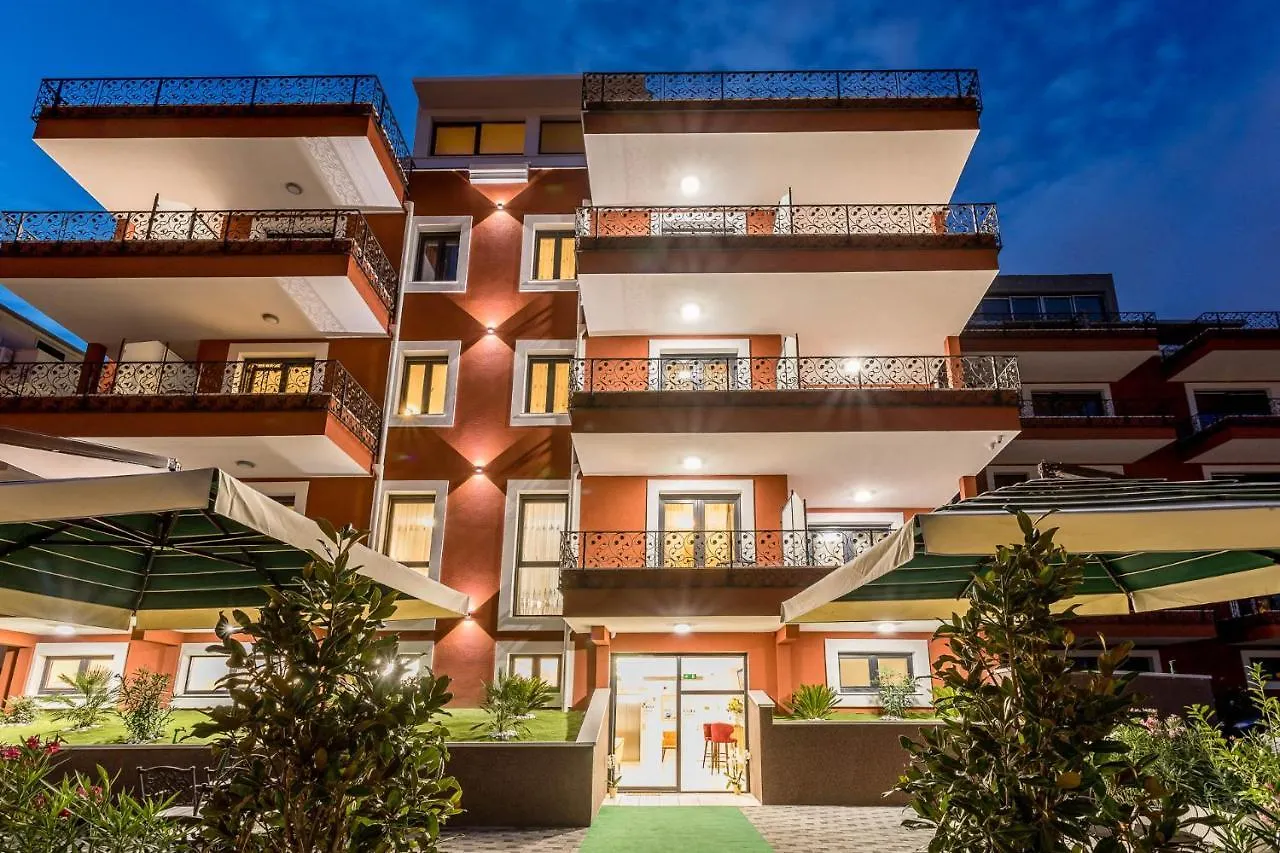 Hotel Cvita Сплит 4*,